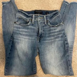 EUC Lucky Brand High Rise Skinny Ankle